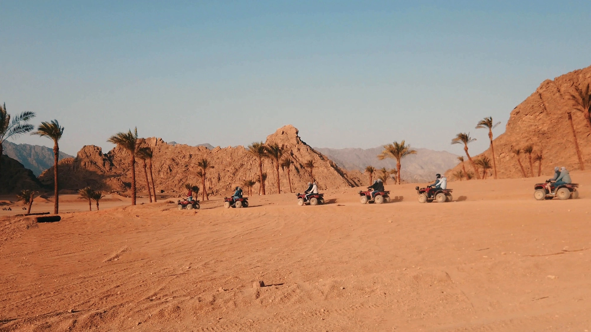 Echo mountains desert experience