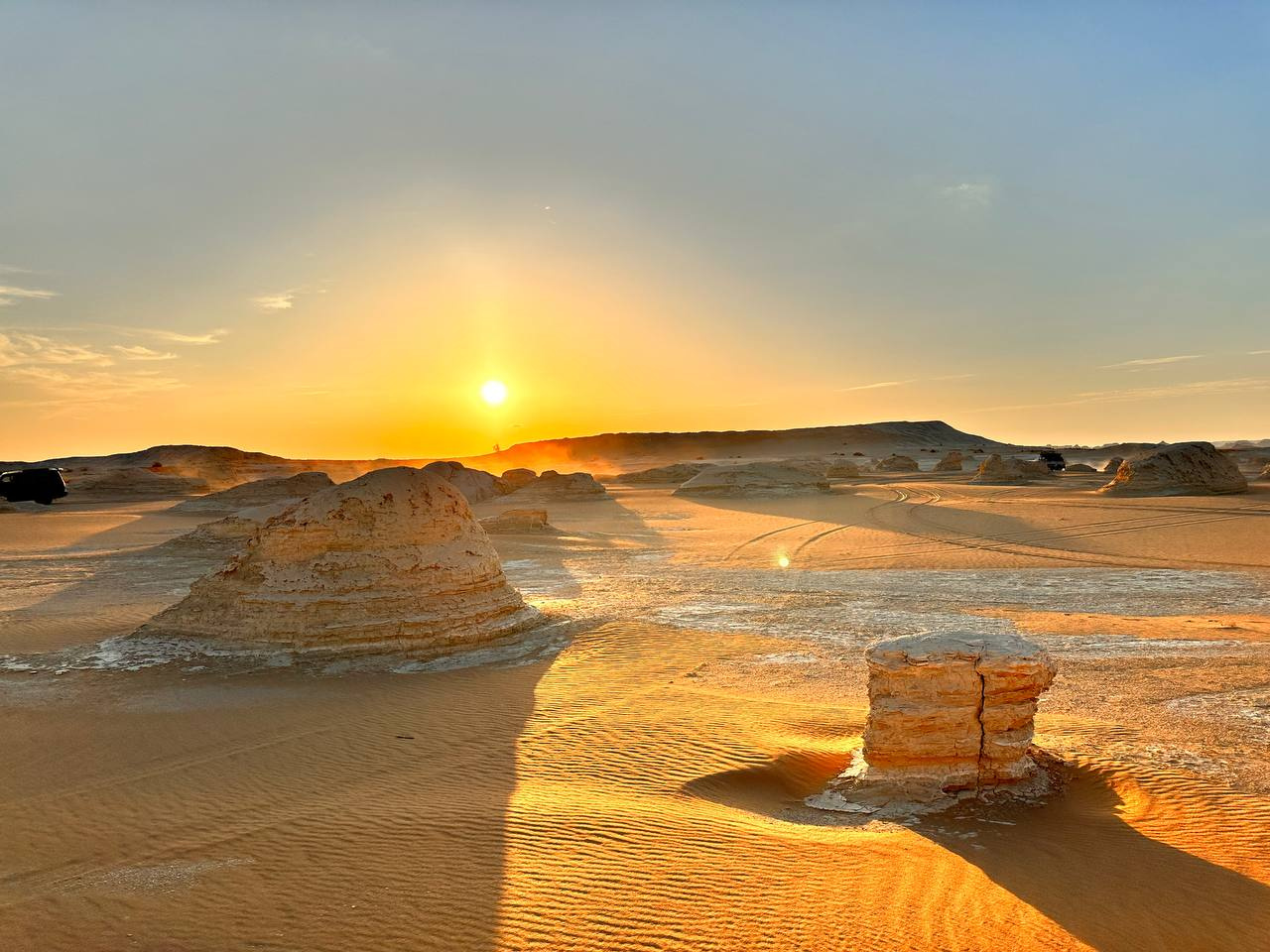 Desert Safari Trip to Bahariya Oasis and the White Desert