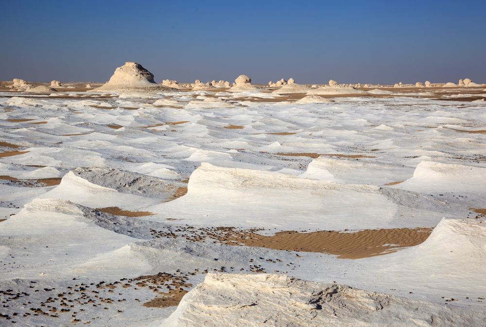 Desert Safari Trip to Bahariya Oasis and the White Desert