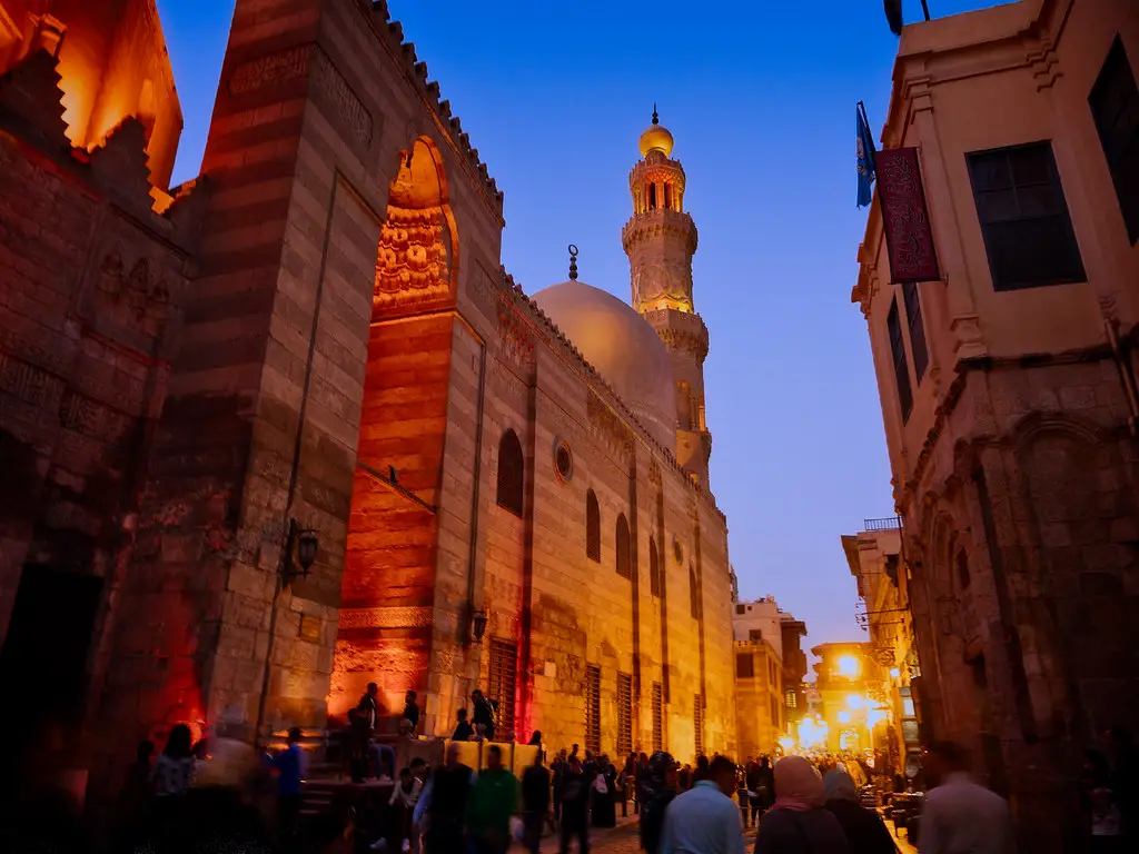 Luxor to Cairo day trip by flight visits Muizz Street