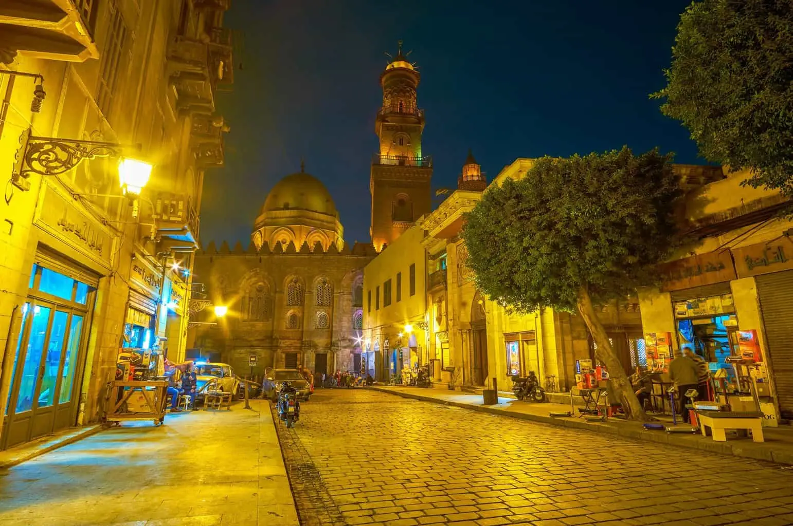 Things to do in Cairo from Luxor include Muizz Street