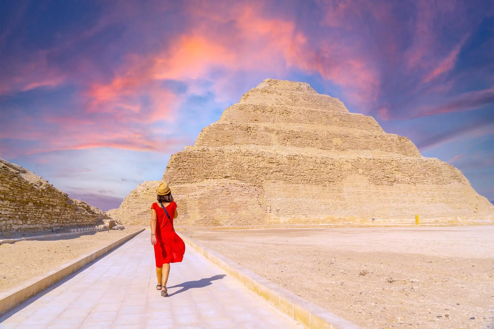 Saqqara Pyramids Cairo Egypt cultural tour package