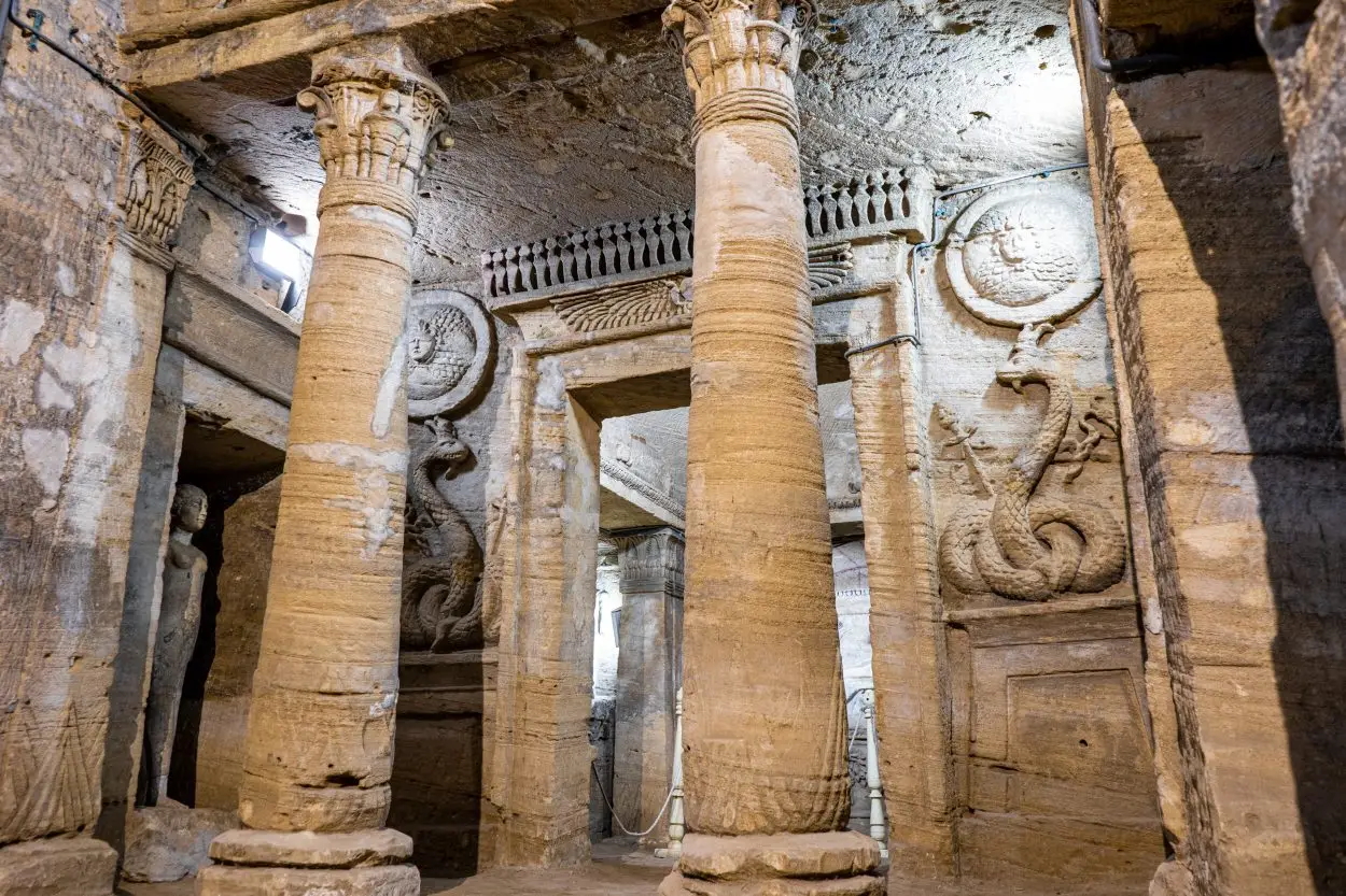 Catacombs of Kom El Shoqafa Alexandria day trip